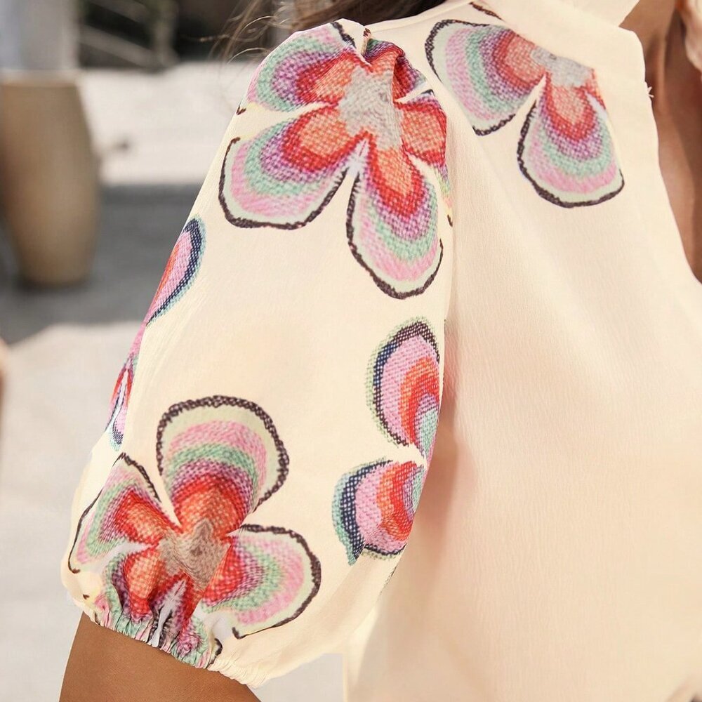 Apricot Casual Women's Puff Sleeve Short Sleeve Stand Collar Floral Blouse - Picture 6 of 6